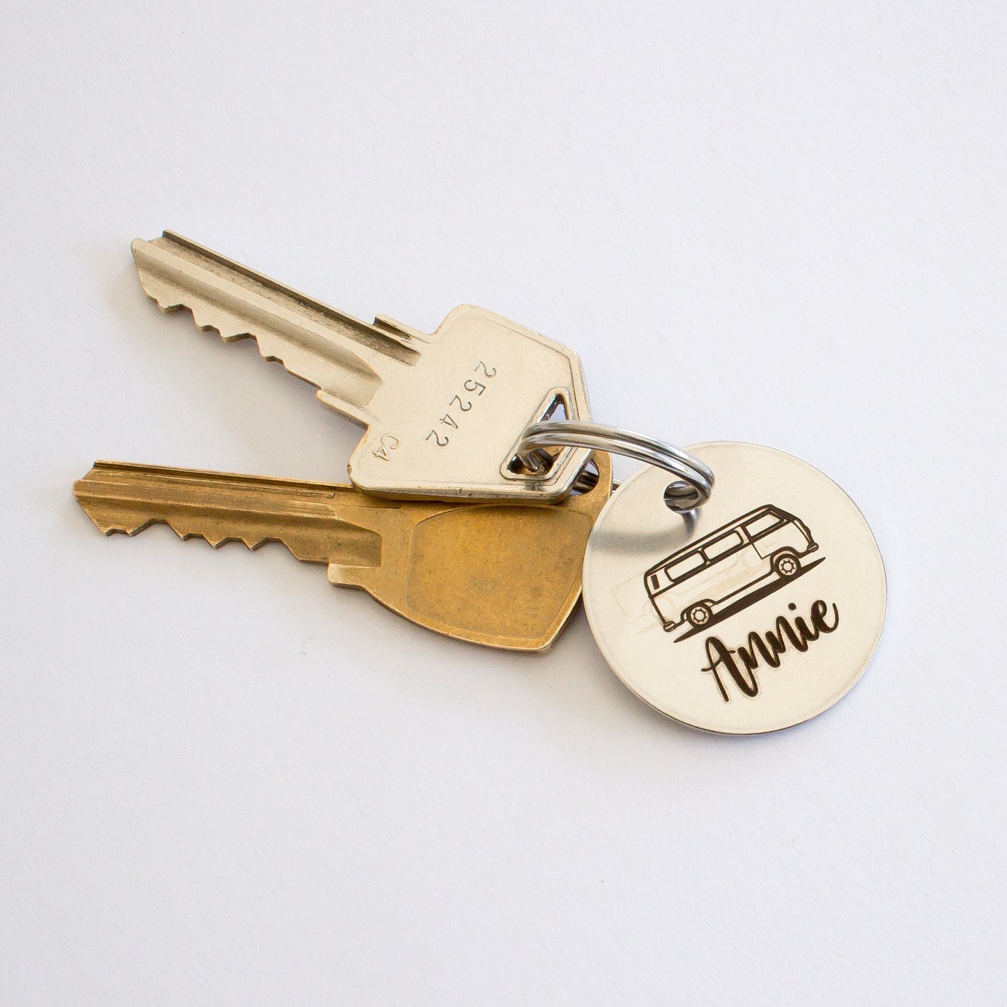 Personalized Kombi Bay Window Camper Key Ring - Silver